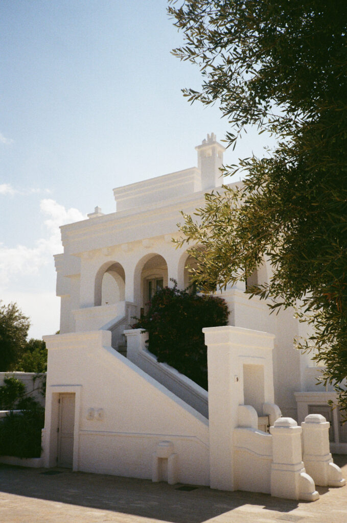 analoge Hochzeitsfotografie Puglia Hochzeit 35mmfilmfotografie 6 679x1024 3